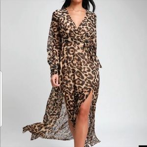 LuLu’s Leopard long sleeve maxi dress